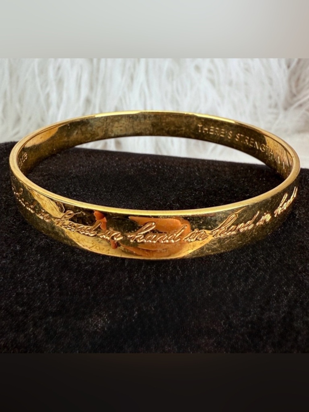 Kate Spade “Hand and Hand” inscribed Goldtone Bangle Bracelet - Picture 3 of 15